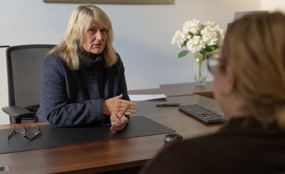 Red flags to look out for in a divorce lawyer
